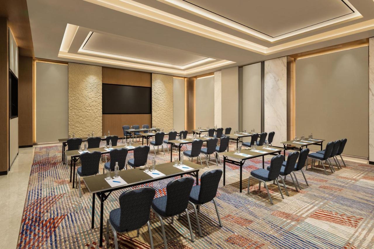 Hotel Fairfield By Marriott Mumbai International Airport Esterno foto