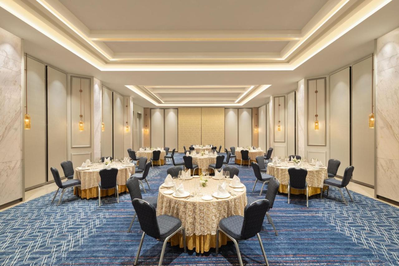 Hotel Fairfield By Marriott Mumbai International Airport Esterno foto